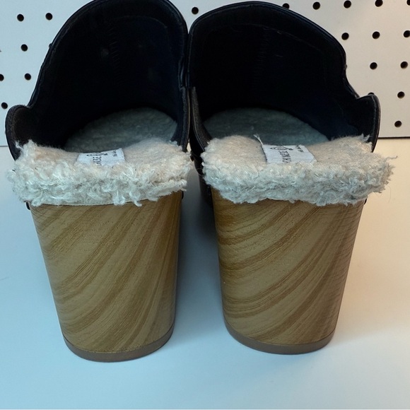 Chinese Laundry Black Call Out Clog Platform Block Heel Mules 7.5M Classic Retro - Picture 5 of 15